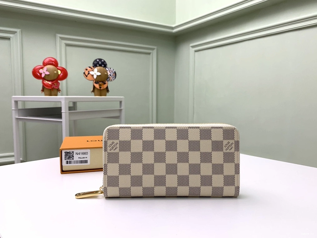 LOUIS ZIPPY VUITTON WALLET 0712